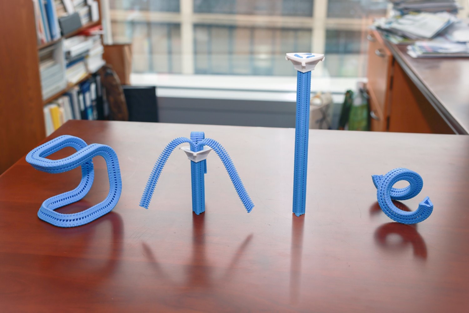 Program Zipper Design It took 40 years for technology to catch up to this zipper design - MIT ...